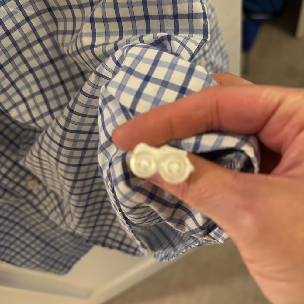 Haggar Men's White and Blue Plaid long sleeve Dress Shirt - Picture 7 of 11
